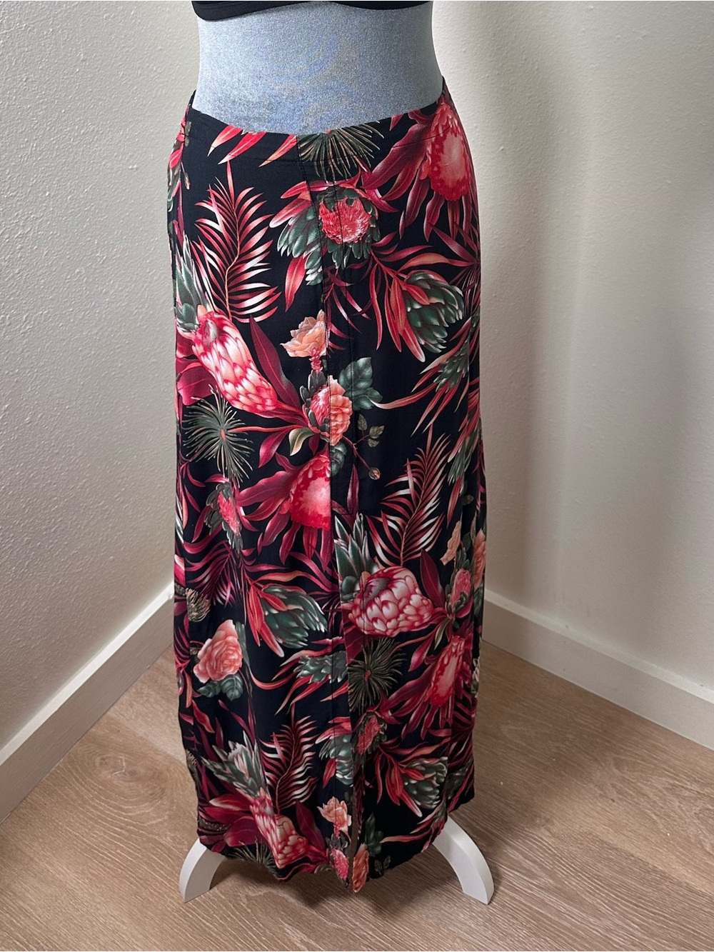 Rainbow Jo Maui Floral Maxi Skirt Large Elastic Waist High Front Slit